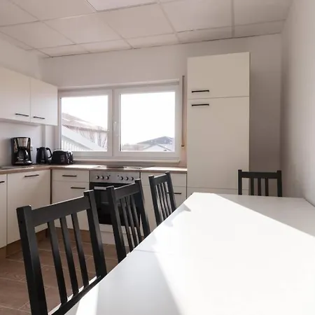 130m² Ferienwohnung 3,5 Schlafzimmer Fur 7 Personen * Woerrstadt