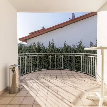 Apartment 130m² Ferienwohnung 3,5 Schlafzimmer Fur 7 Personen